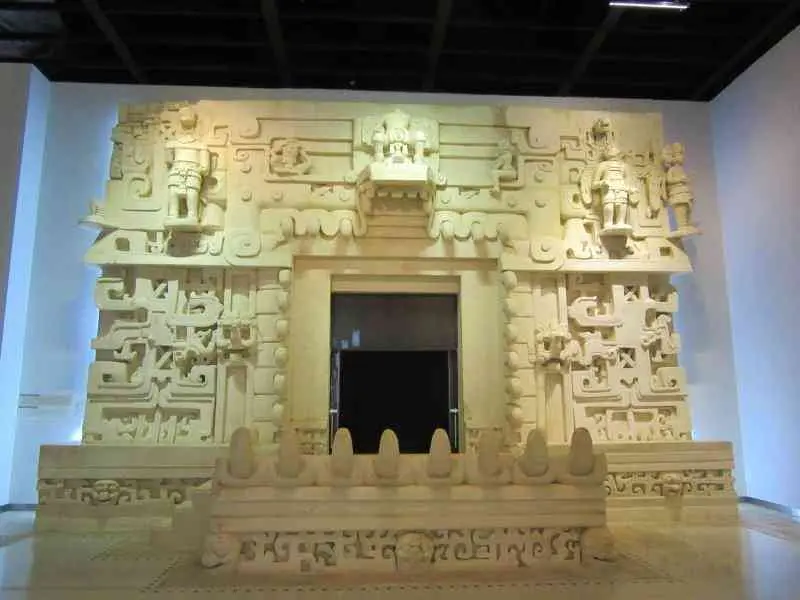 Visit Ek Balam,  and enjoy the perfect day trip — Casas en Valladolid